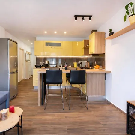 Apartman Niksa Póla