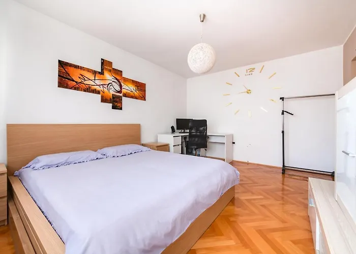 Niksa Apartament *