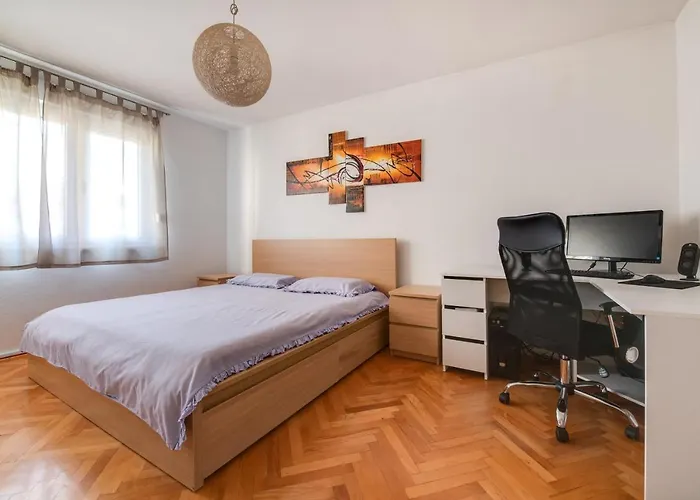 Apartment Niksa Pula